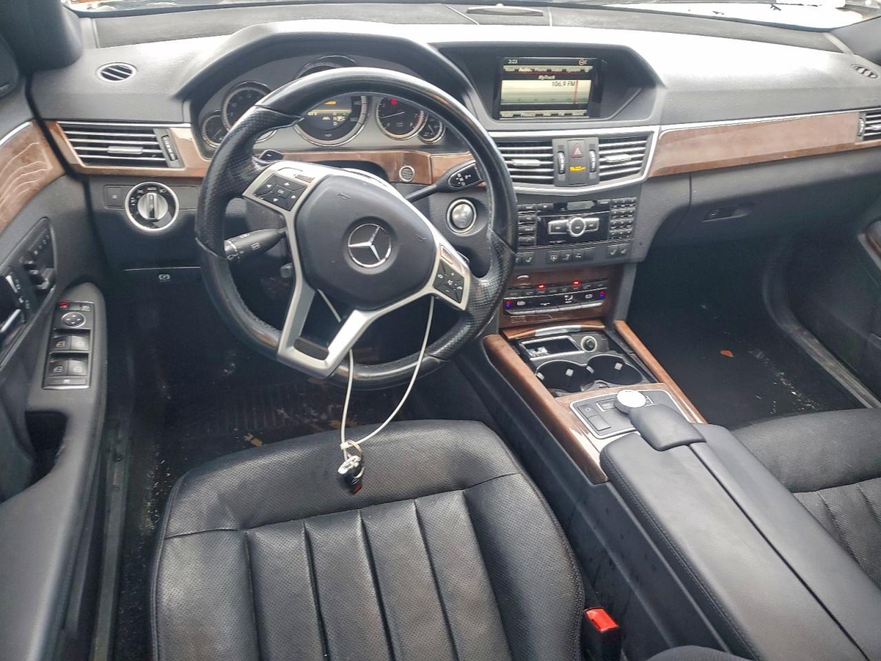 2013 MERCEDES-BENZ E-Class