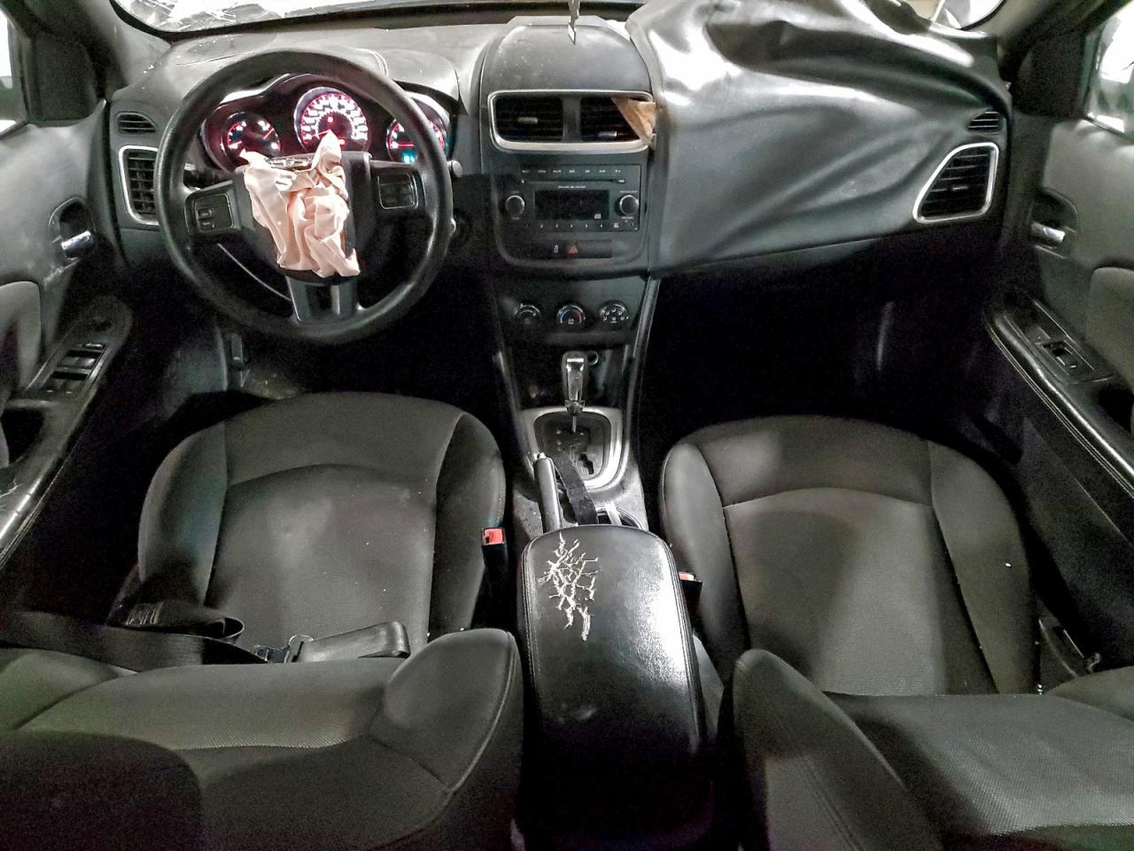 2013 DODGE Avenger
