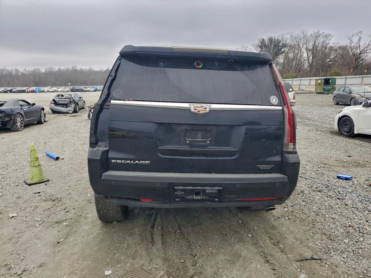 2016 CADILLAC ESCALADE