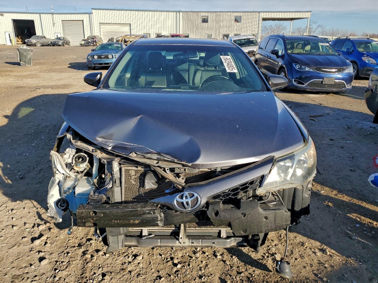 2014 TOYOTA CAMRY