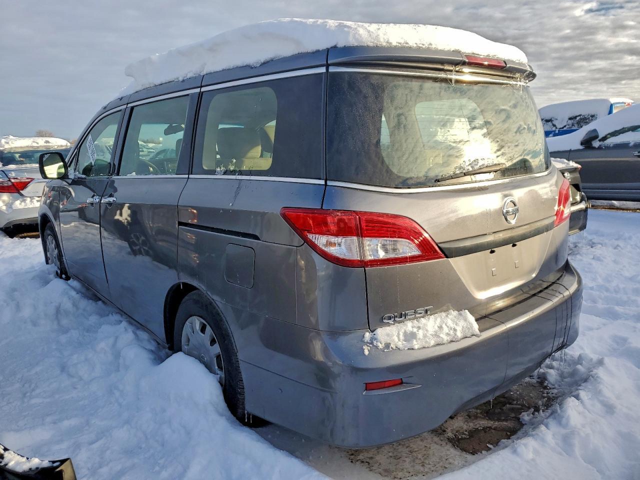 2014 NISSAN Quest