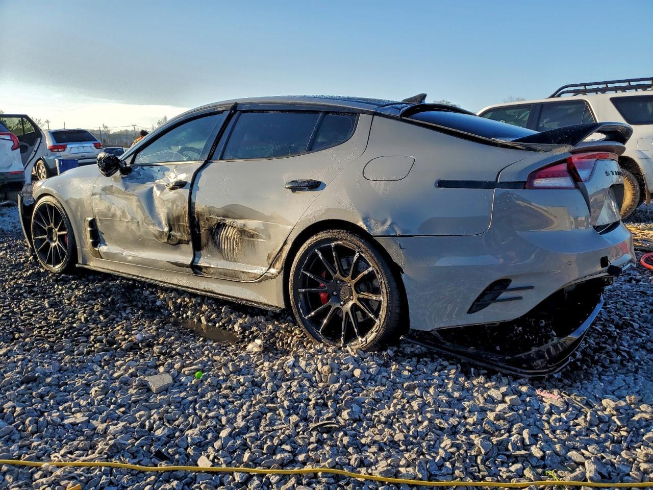 2022 KIA Stinger