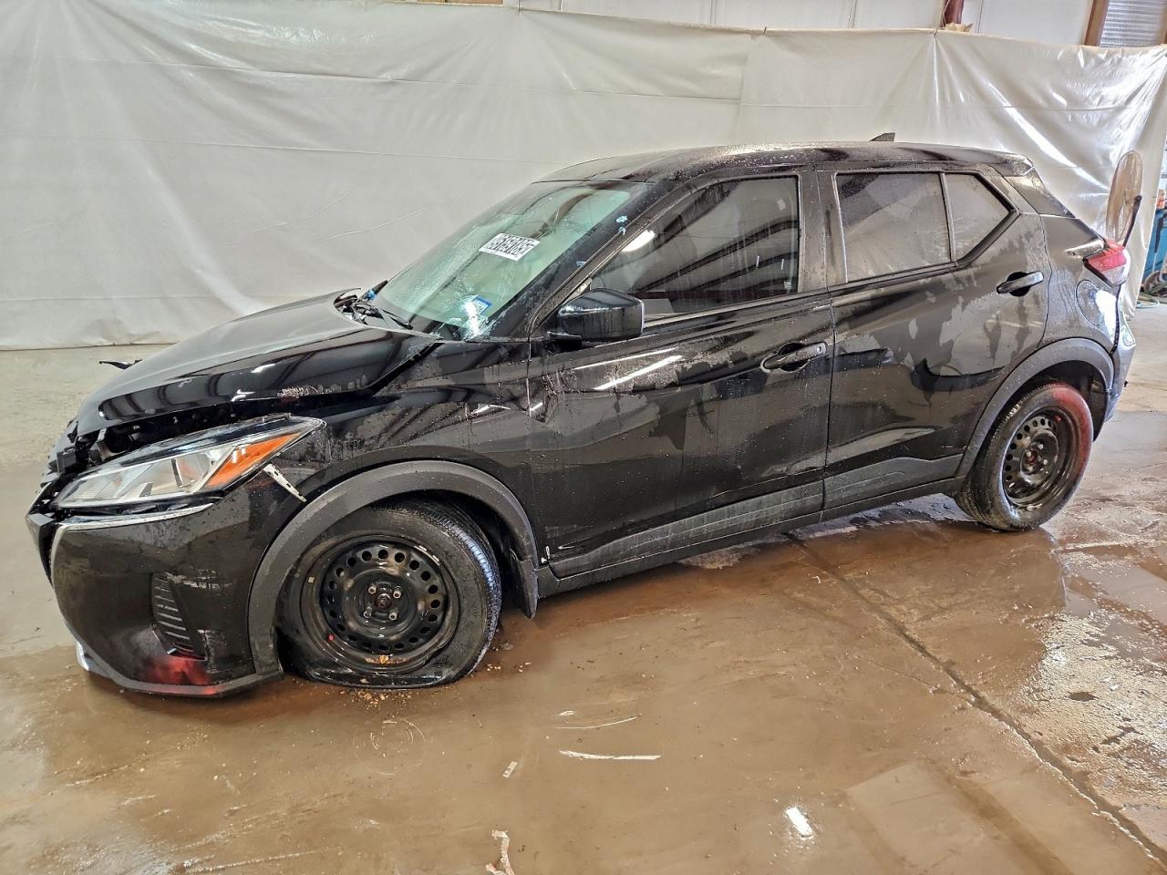 2024 NISSAN KICKS