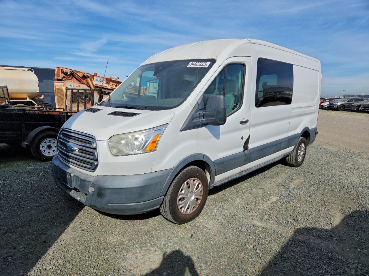 2015 FORD Transit