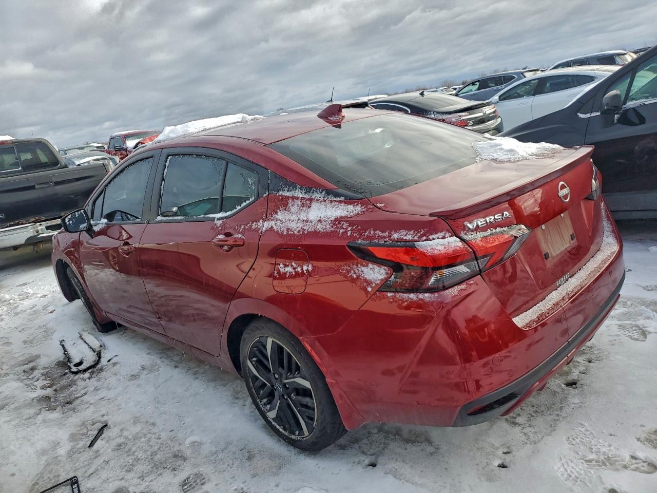 2024 NISSAN VERSA