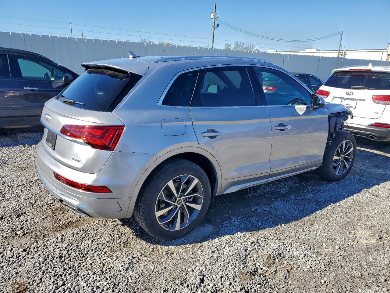 2023 AUDI Q5