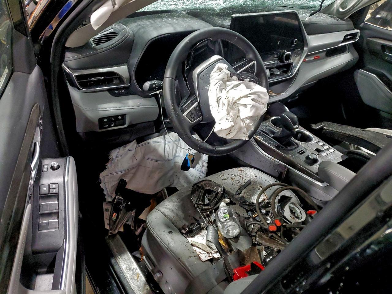 2025 TOYOTA HIGHLANDER