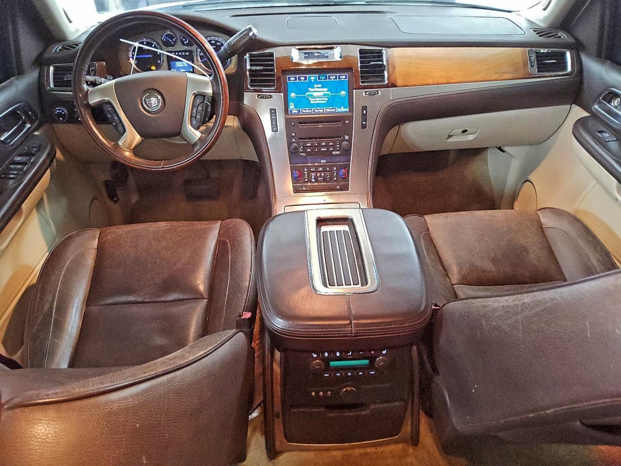 2009 CADILLAC Escalade ESV