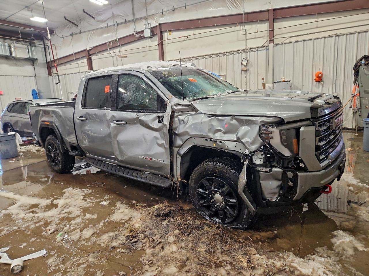 2024 GMC Sierra