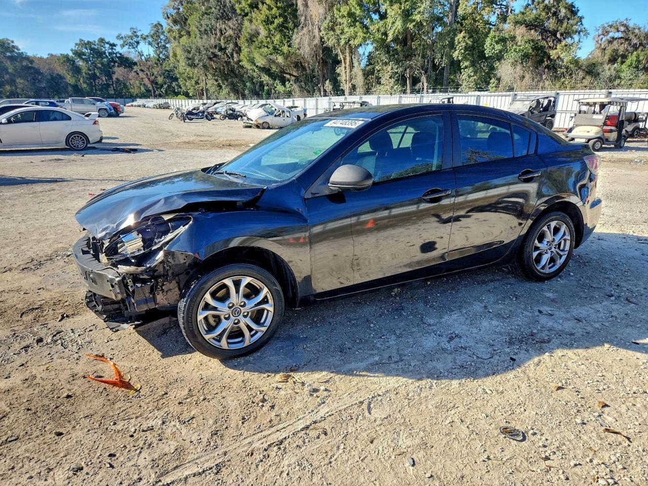 2013 MAZDA 3