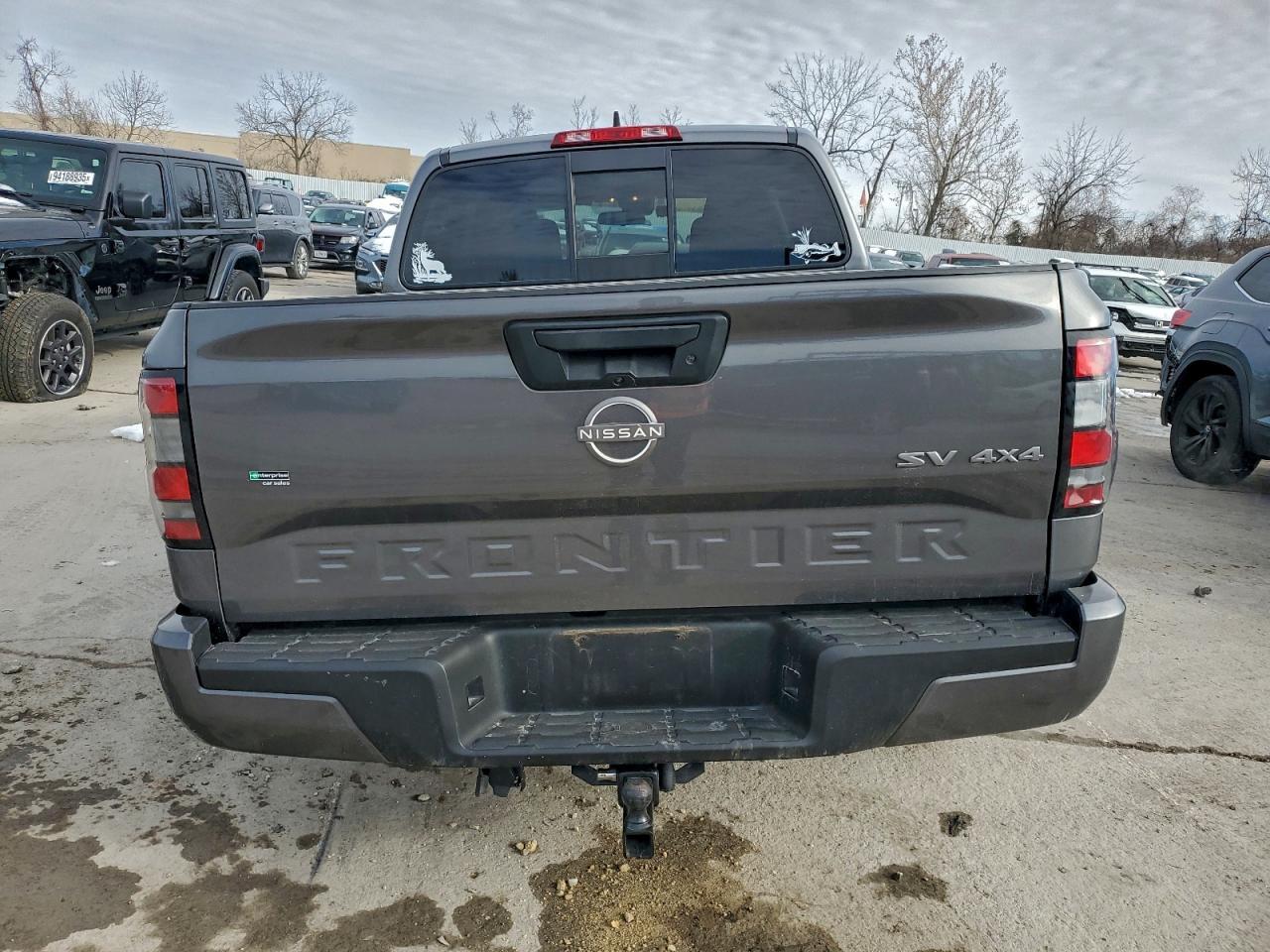 2022 NISSAN Frontier
