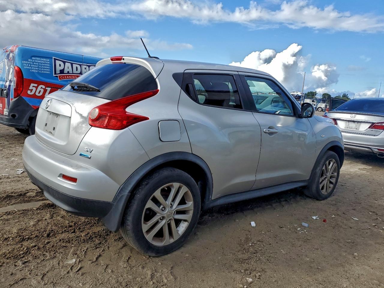 2014 NISSAN Juke
