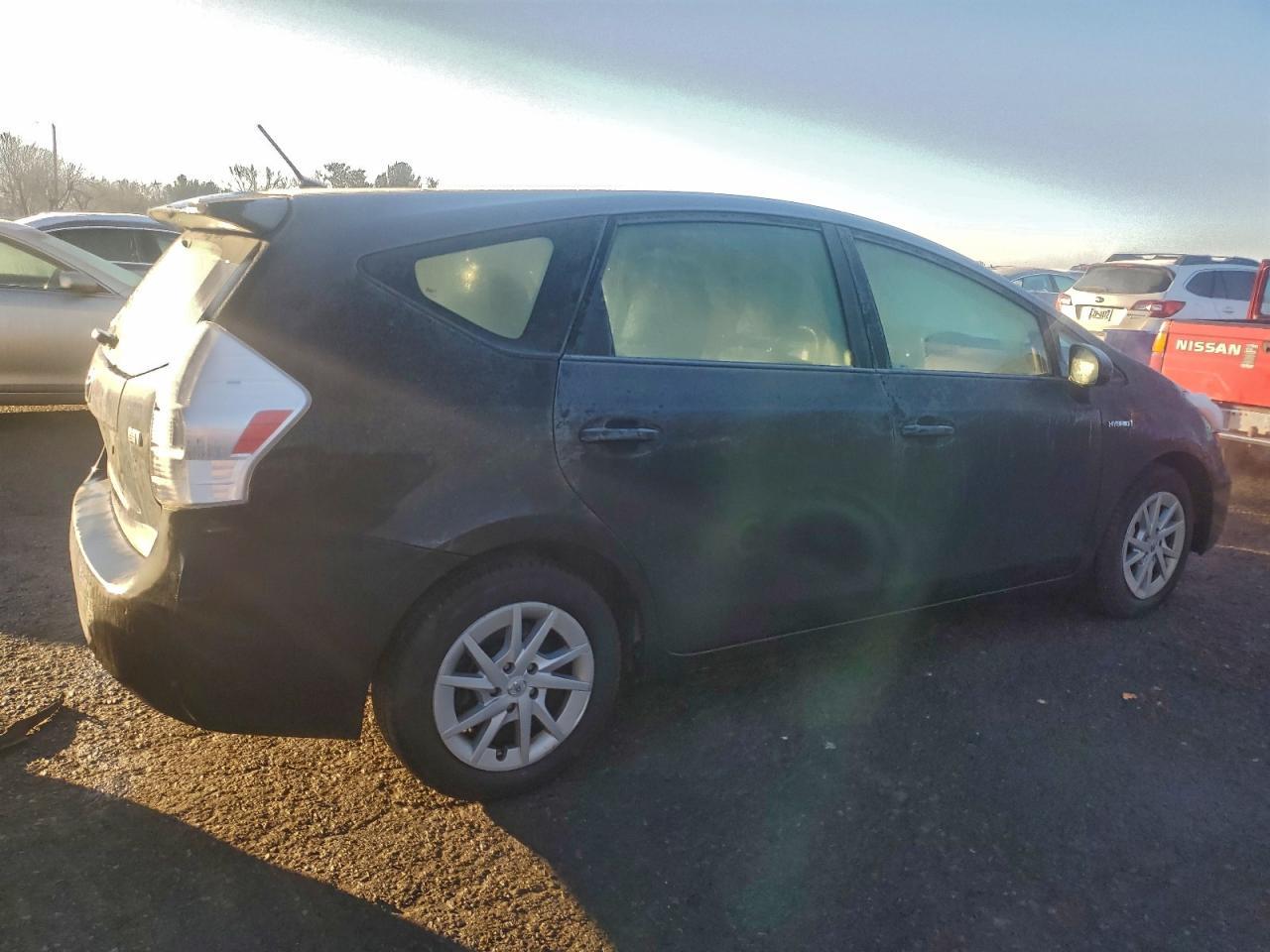 2012 TOYOTA PRIUS V