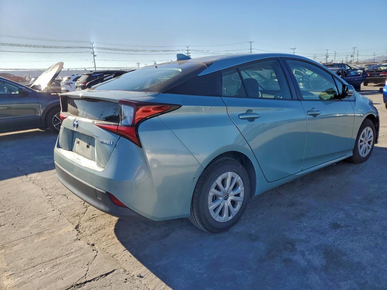 2019 TOYOTA PRIUS