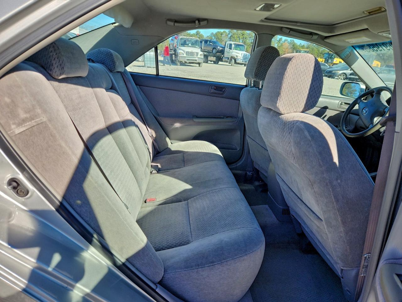 2002 TOYOTA CAMRY