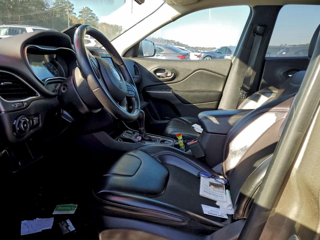 2019 JEEP CHEROKEE