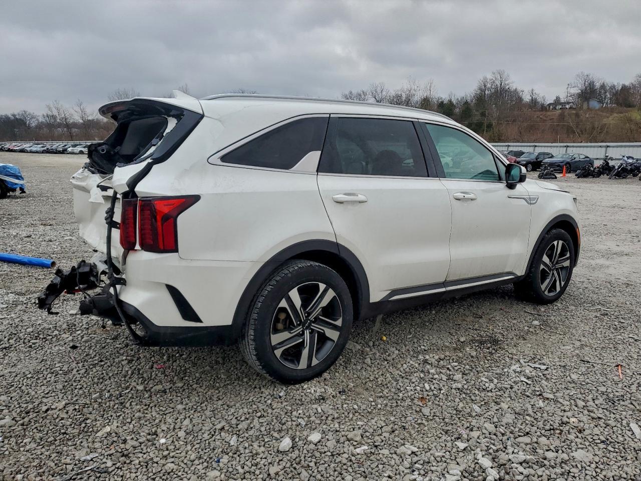 2023 KIA SORENTO