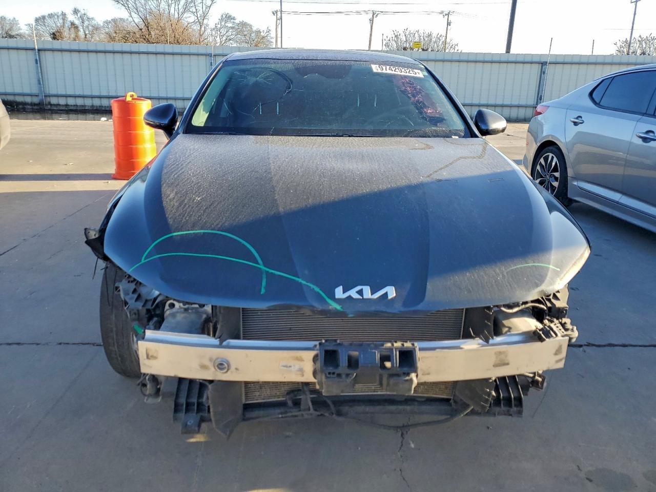2025 KIA K5