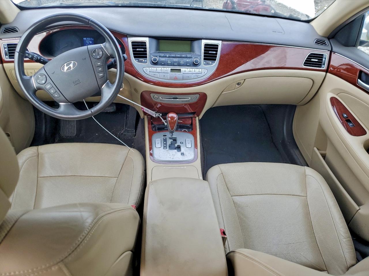 2012 HYUNDAI GENESIS