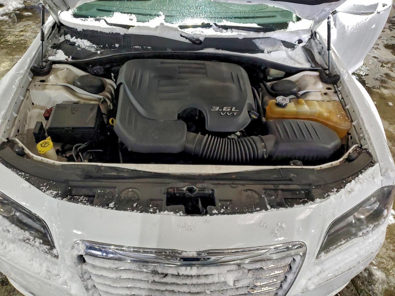 2013 CHRYSLER 300