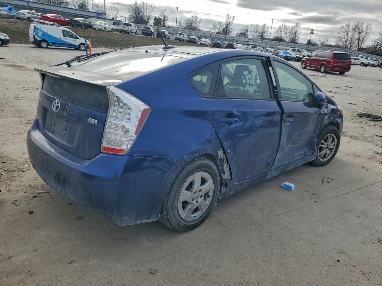 2010 TOYOTA PRIUS
