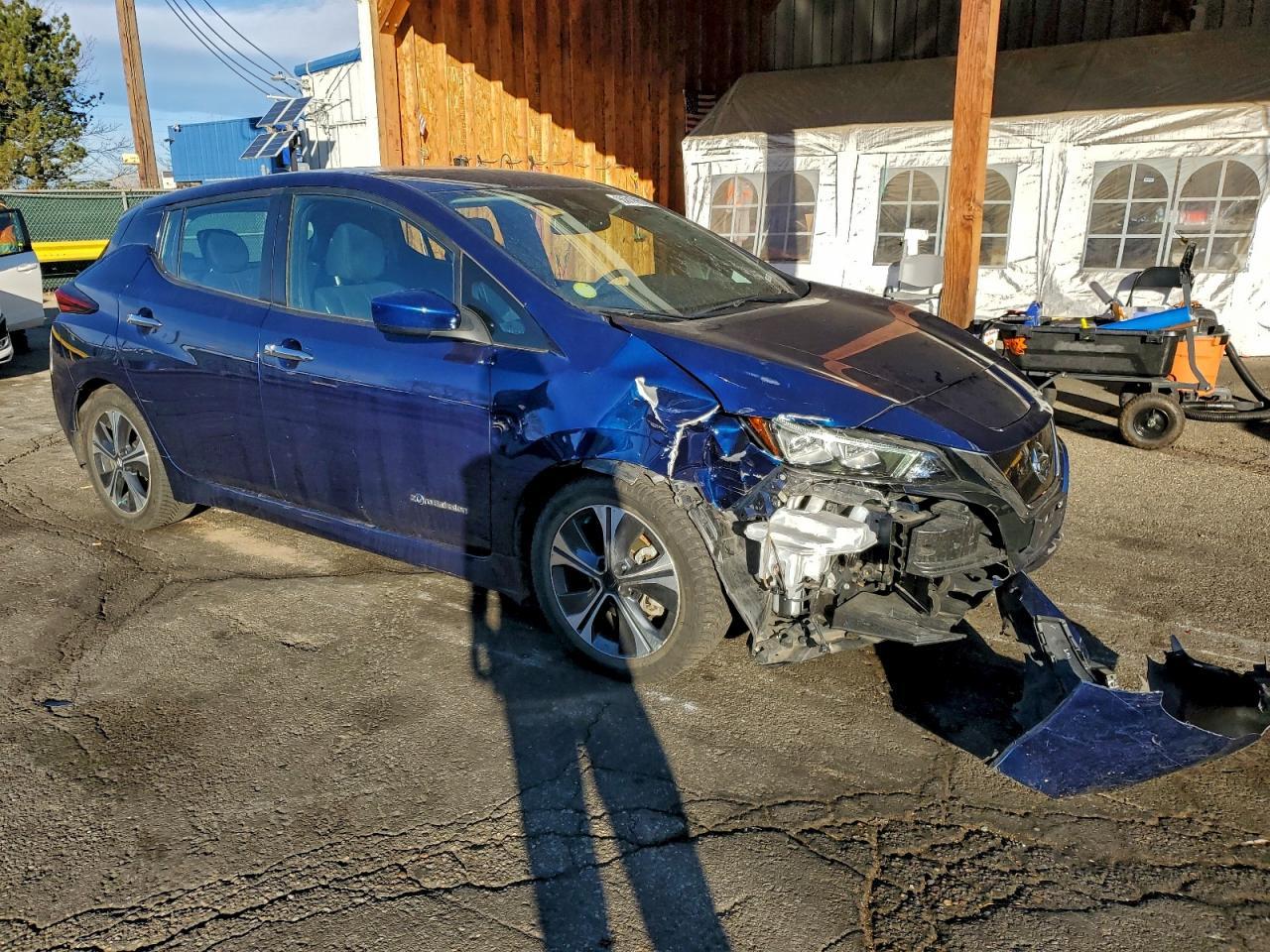 2019 NISSAN LEAF