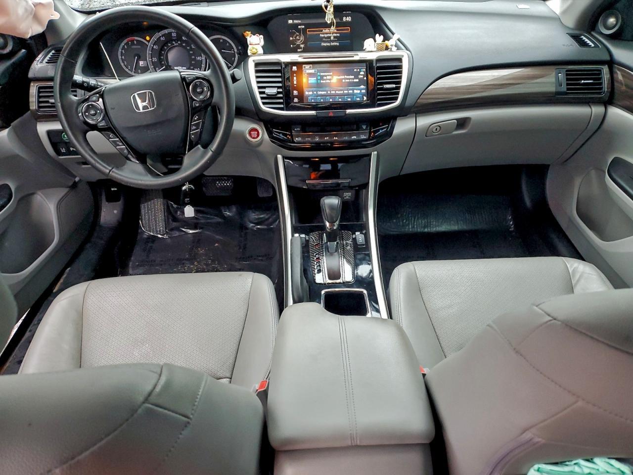 2017 HONDA ACCORD