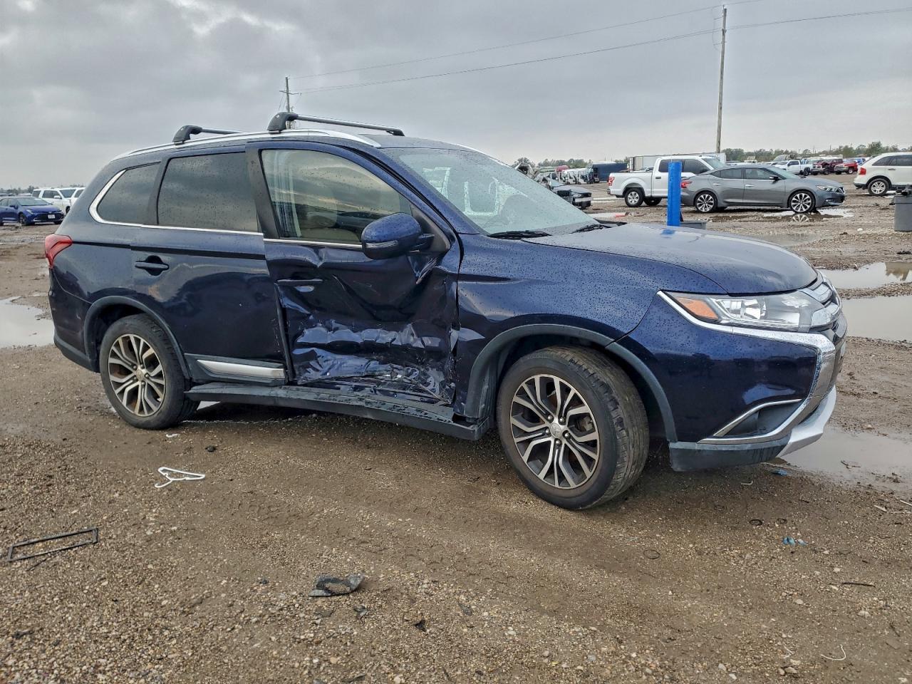 2018 MITSUBISHI outlander