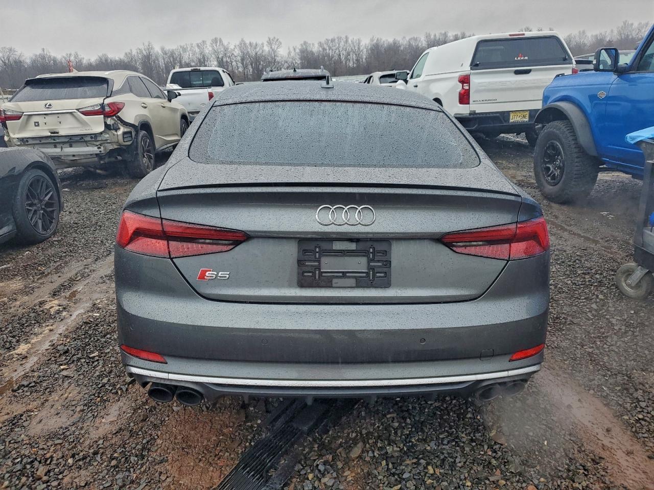 2018 AUDI S5