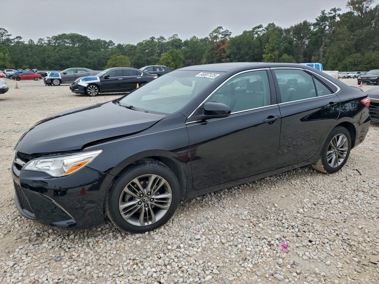 2016 TOYOTA CAMRY