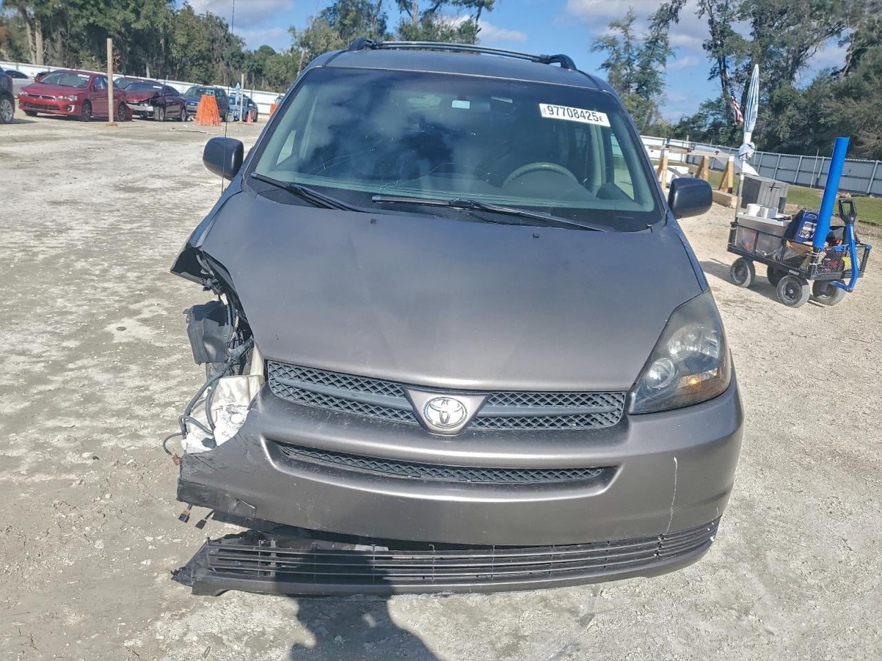 2005 TOYOTA SIENNA