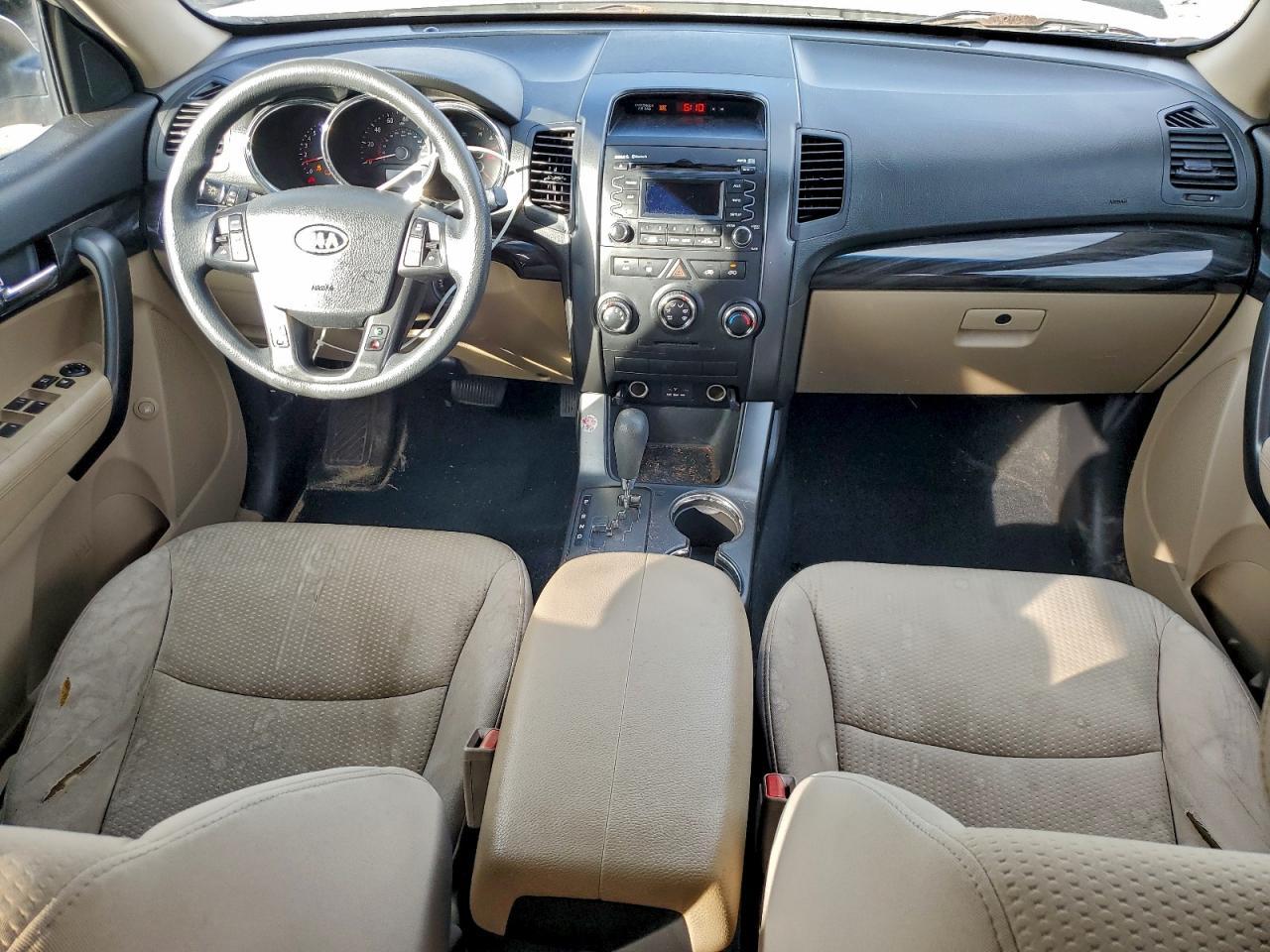 2011 KIA SORENTO