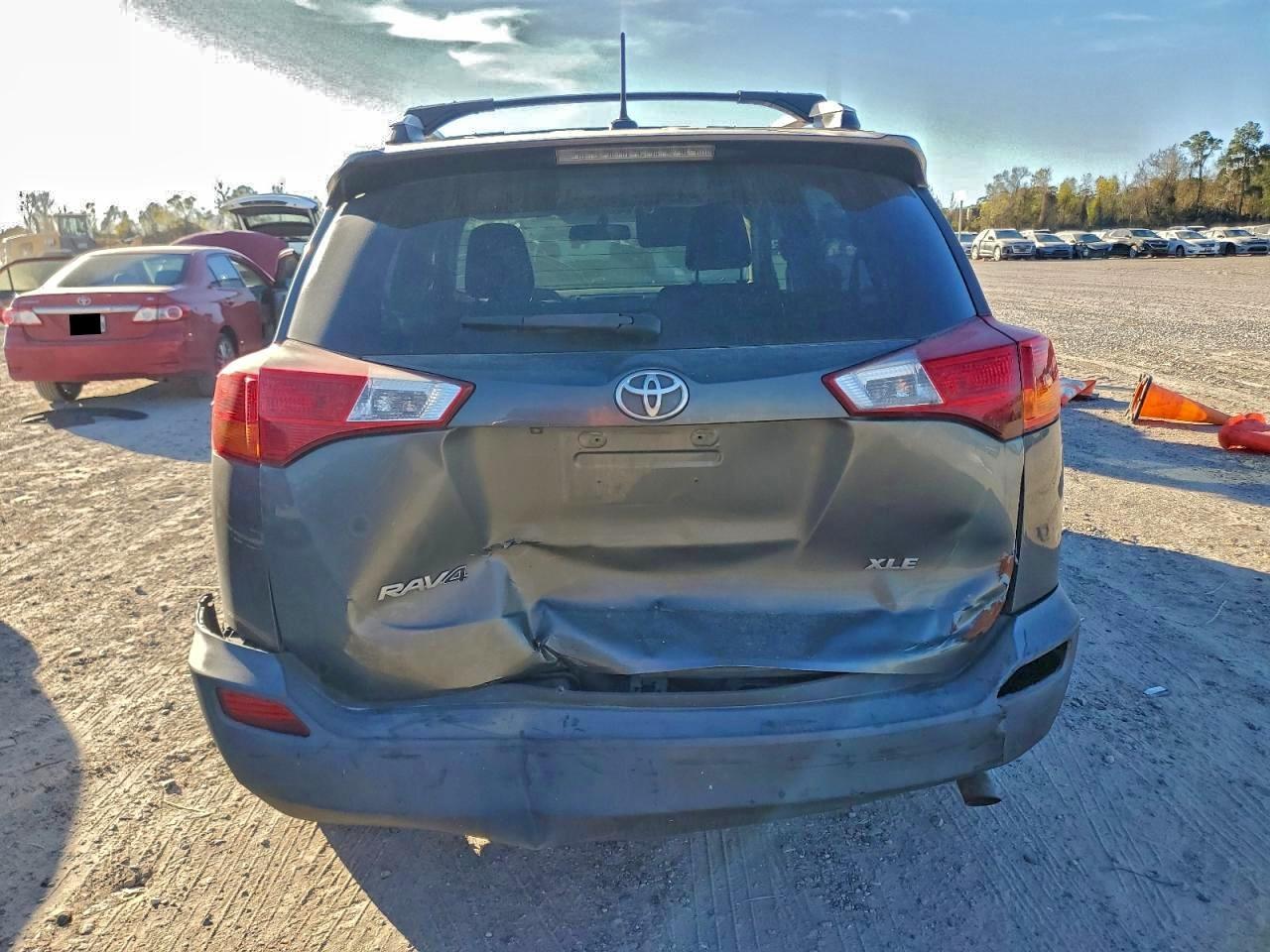 2015 TOYOTA RAV4