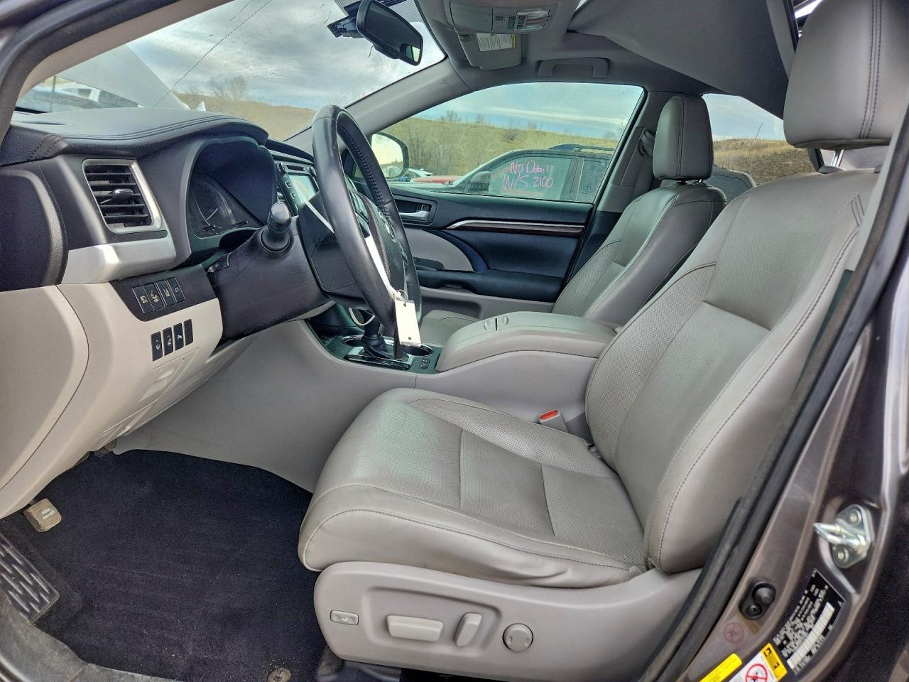 2015 TOYOTA HIGHLANDER