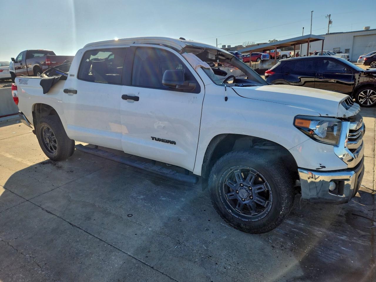 2016 TOYOTA TUNDRA