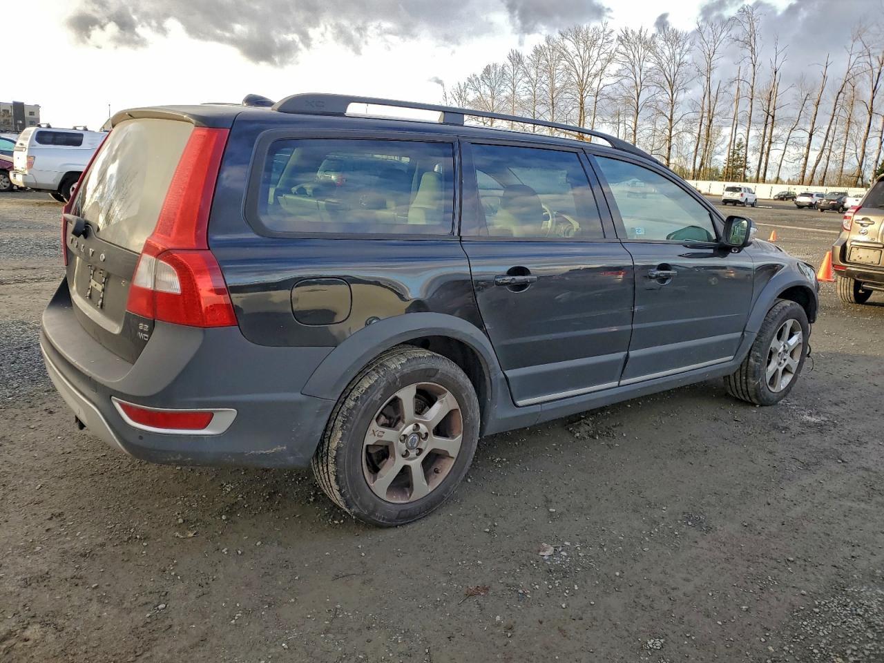 2008 VOLVO XC70