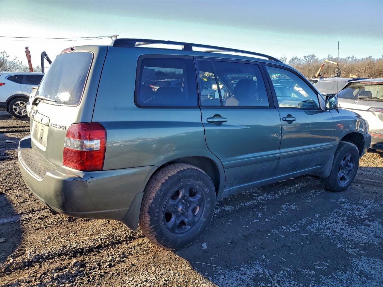 2005 TOYOTA HIGHLANDER