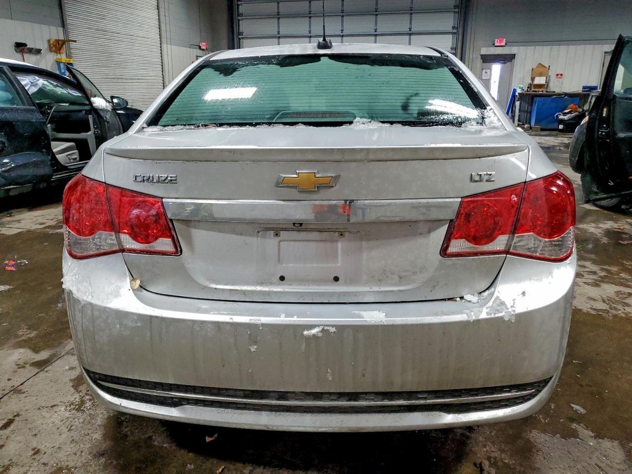 2015 CHEVROLET CRUZE