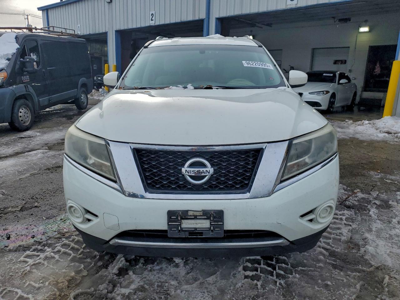 2015 NISSAN PATHFINDER