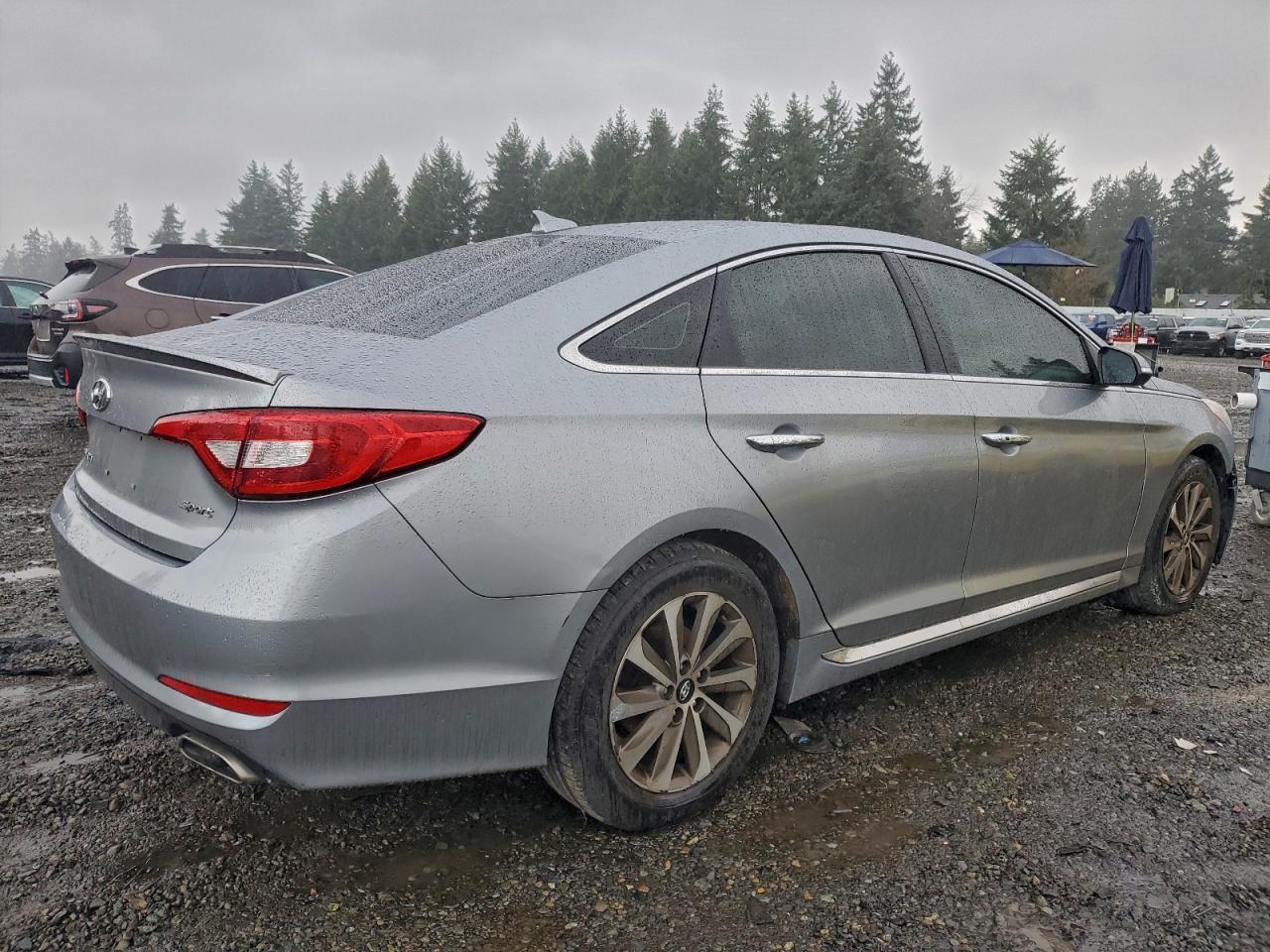 2015 HYUNDAI SONATA