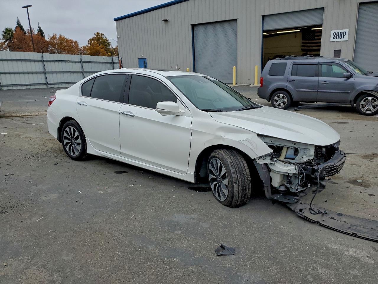2017 HONDA ACCORD
