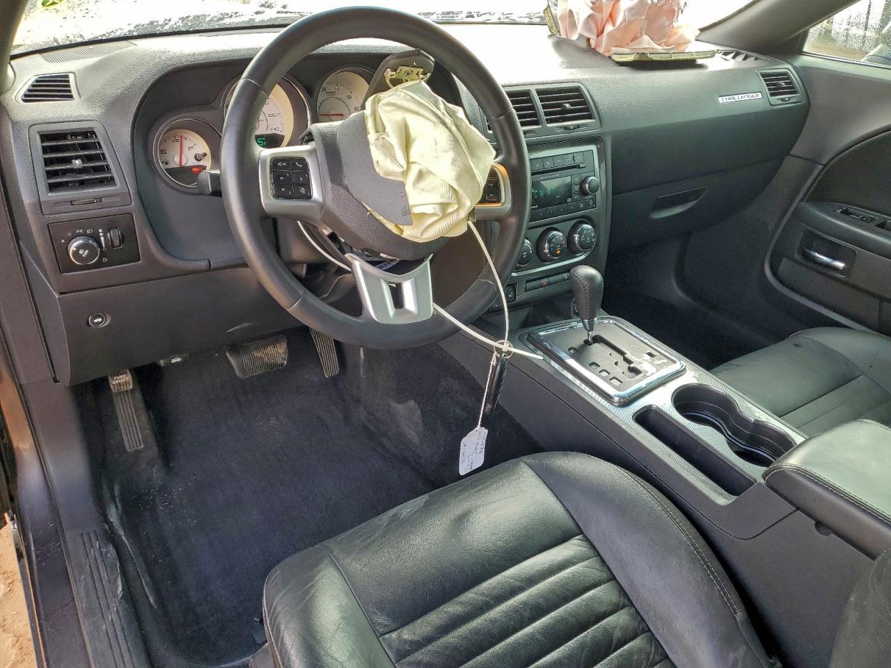 2013 DODGE Challenger