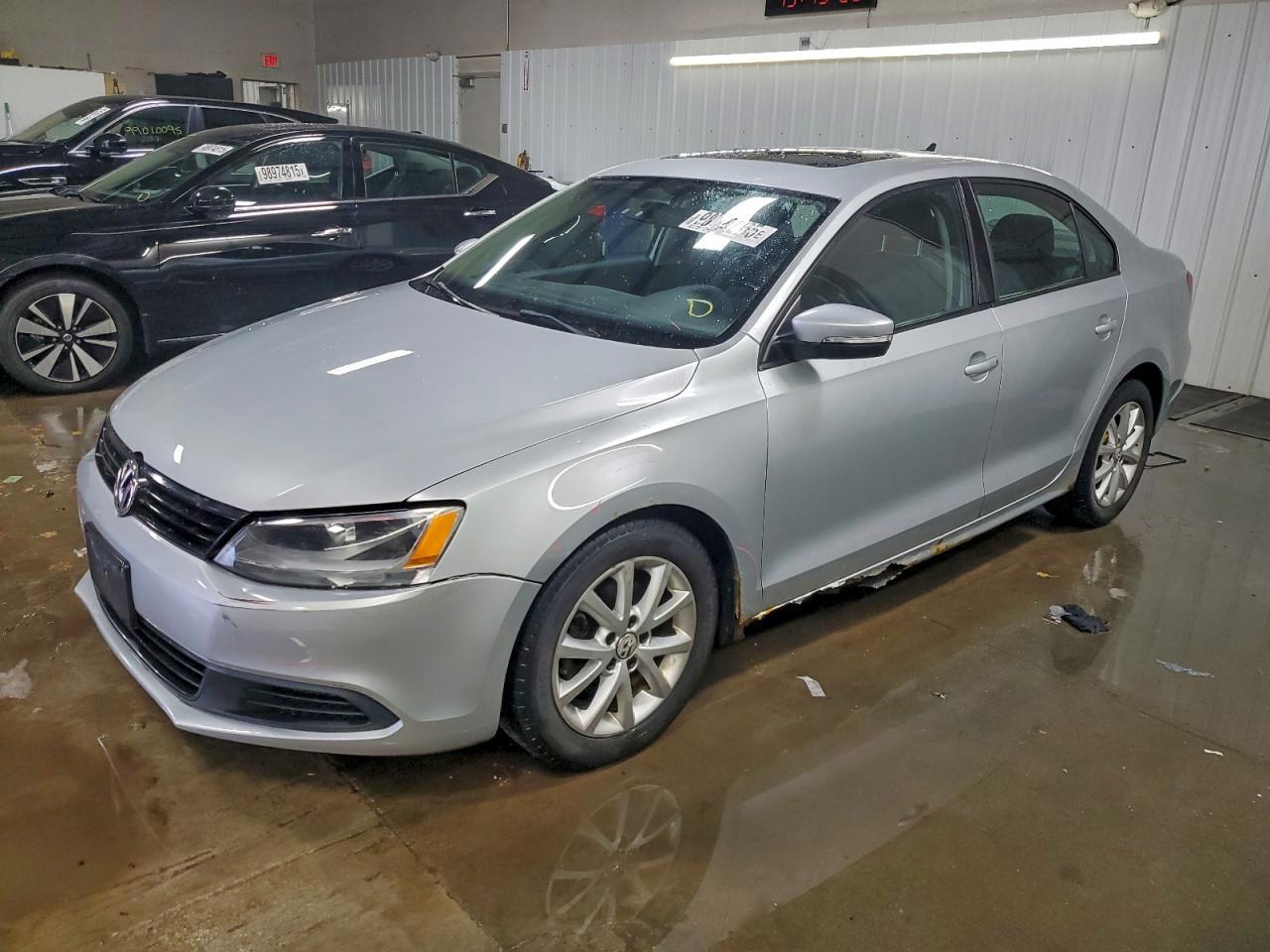 2011 VOLKSWAGEN JETTA