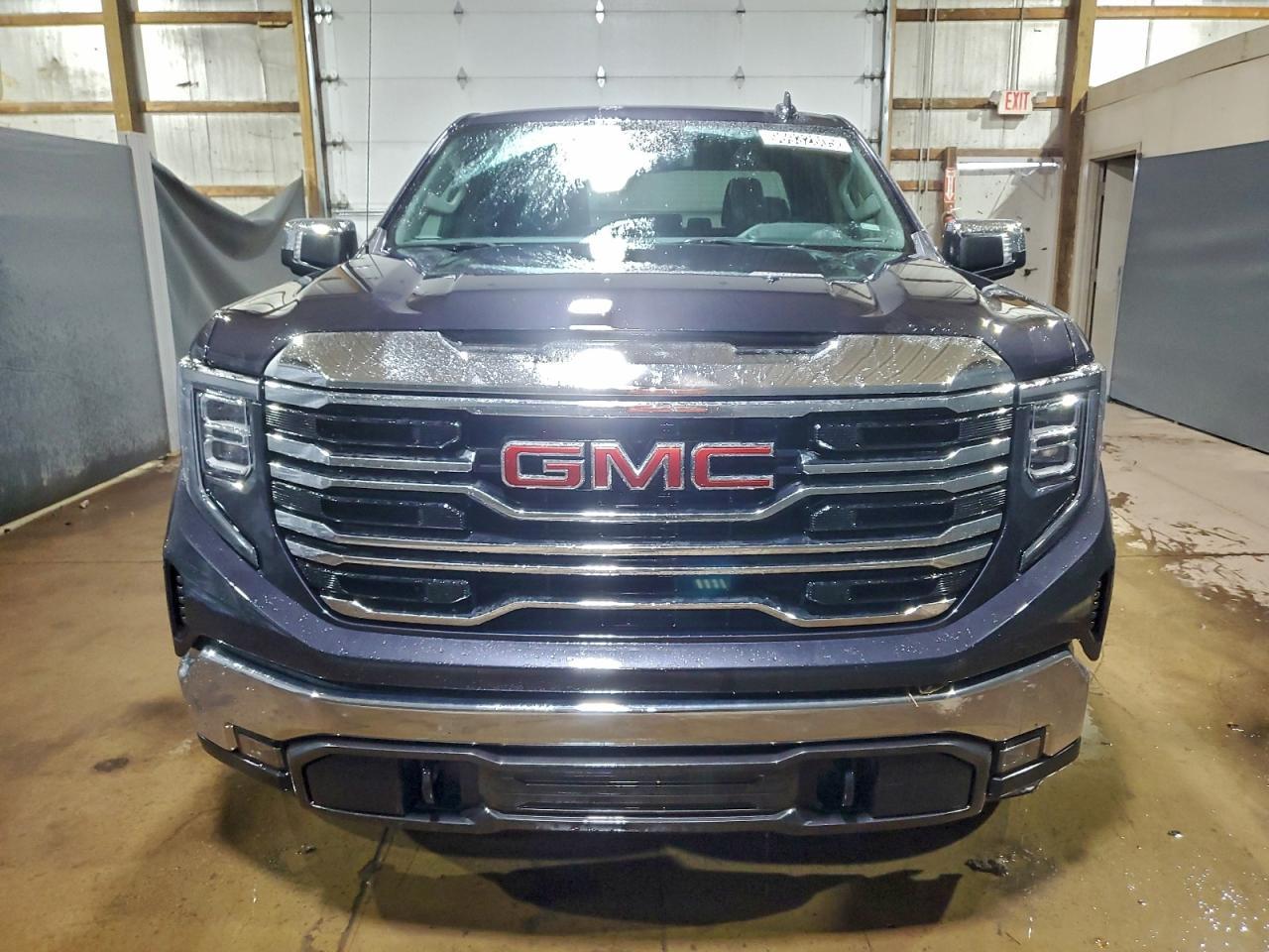 2025 GMC Sierra