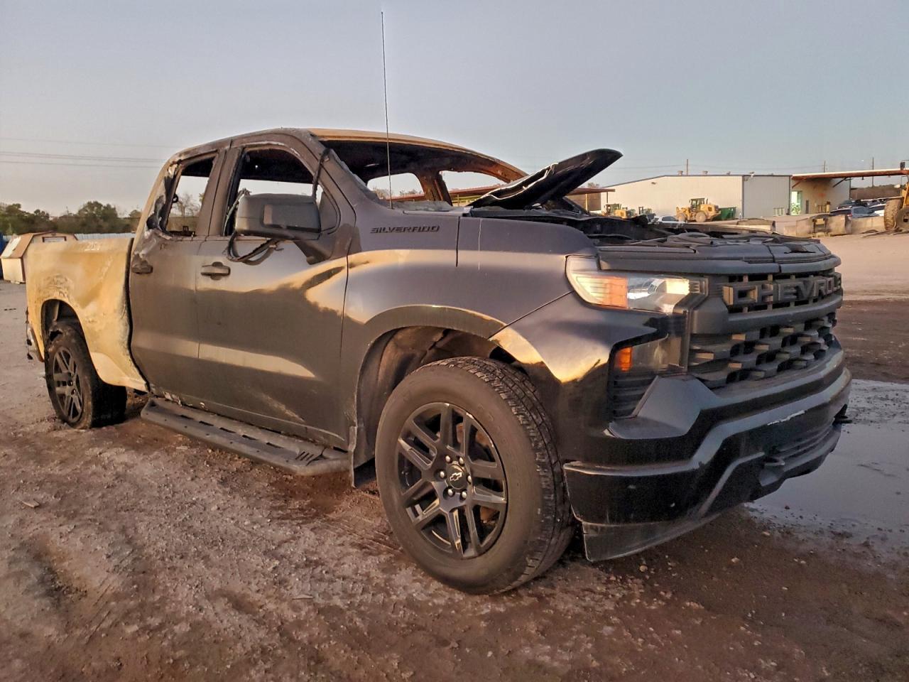 2024 CHEVROLET Silverado