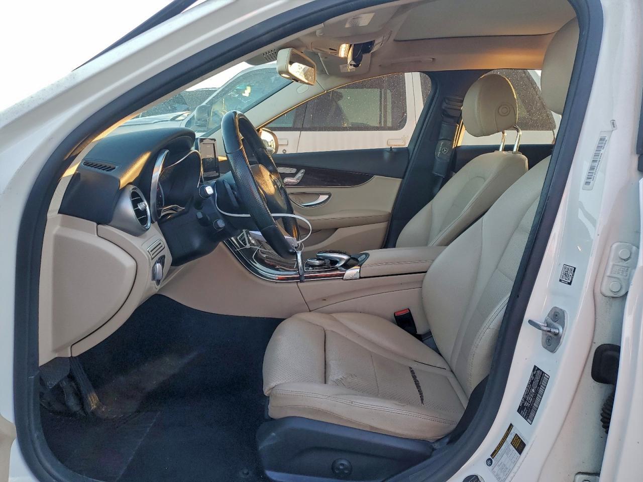 2016 MERCEDES-BENZ C-CLASS