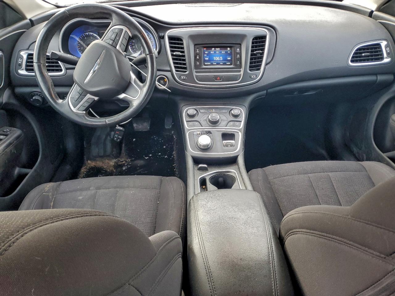 2015 CHRYSLER 200