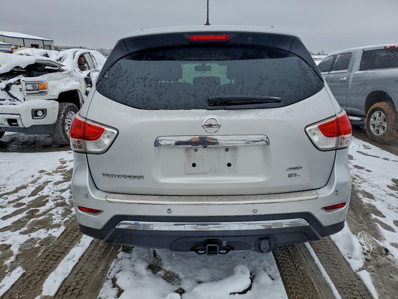 2015 NISSAN PATHFINDER