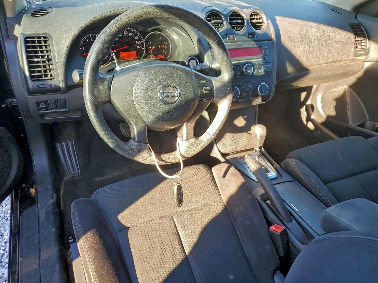2010 NISSAN ALTIMA