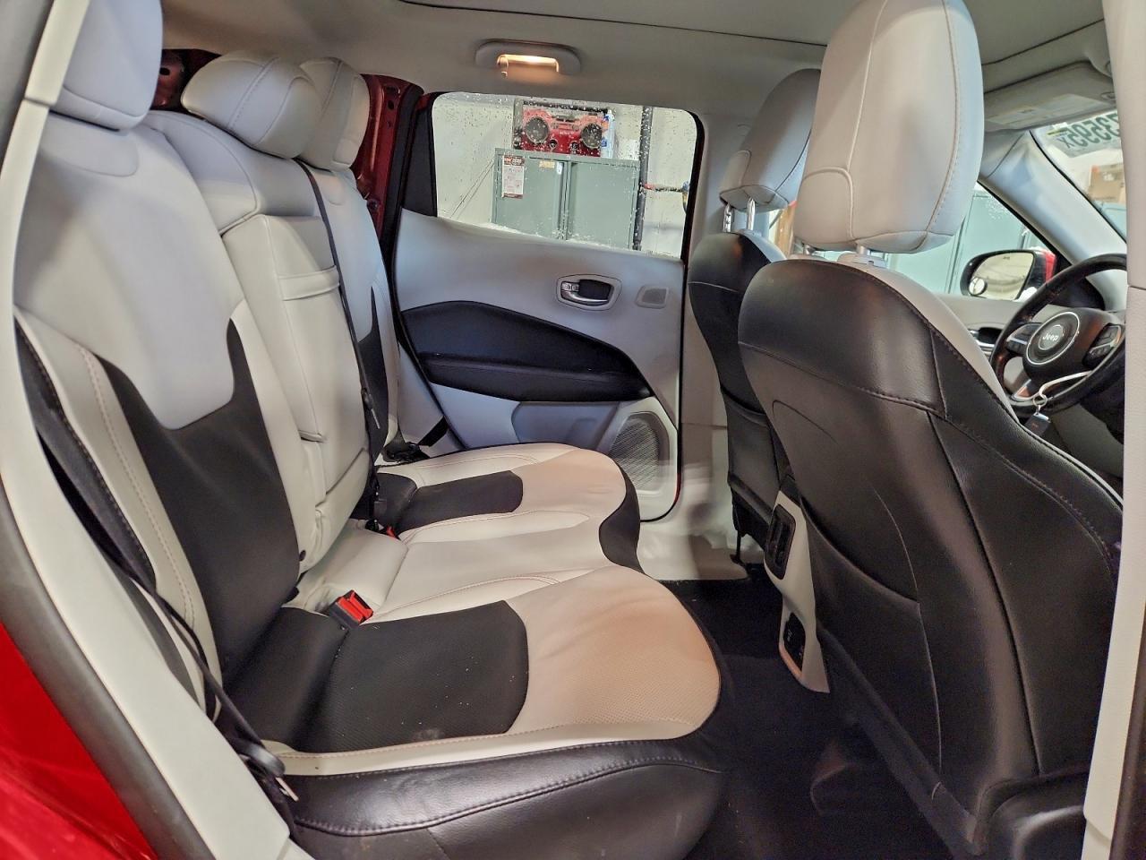 2020 JEEP Compass